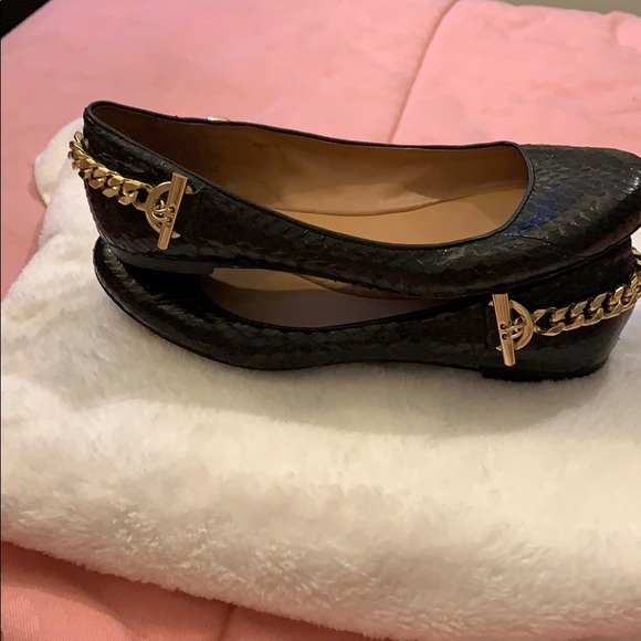 Flats - Picture 4 of 5